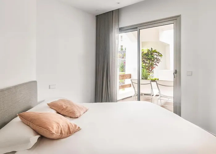 Ancor 1-1 Pool View 2b * Palm-mar